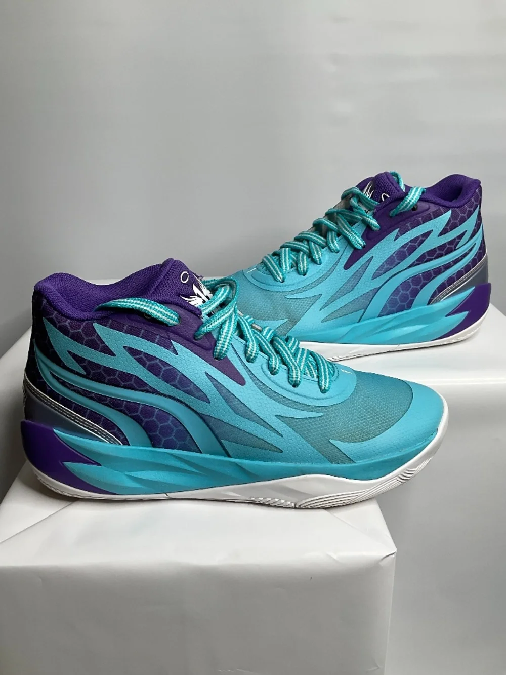PUMA LaMelo Ball MB.02 Queen City Fade Size US 6 (379780-01)